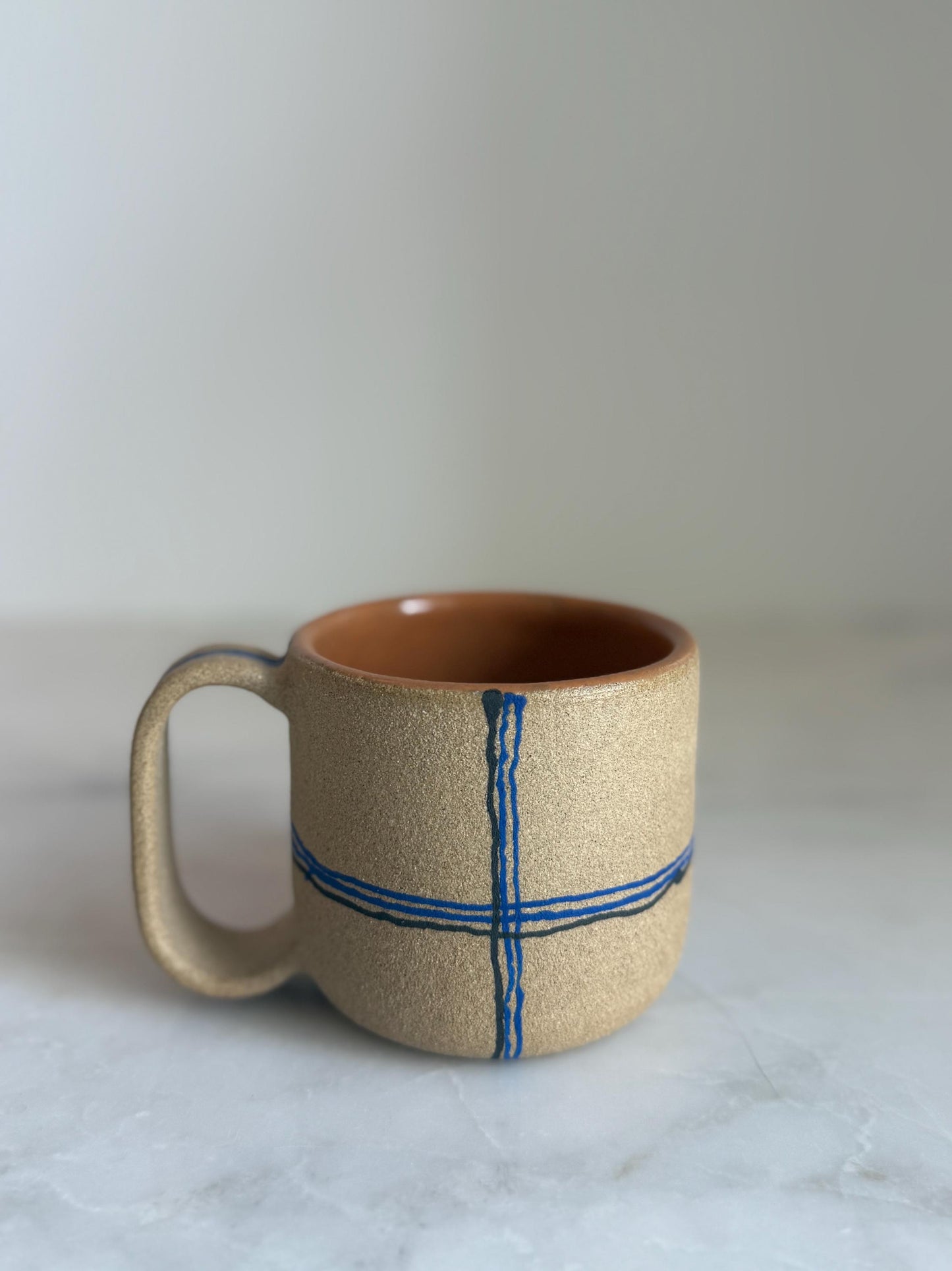 Handmade Cermic Mug Oval Handle / Plaid