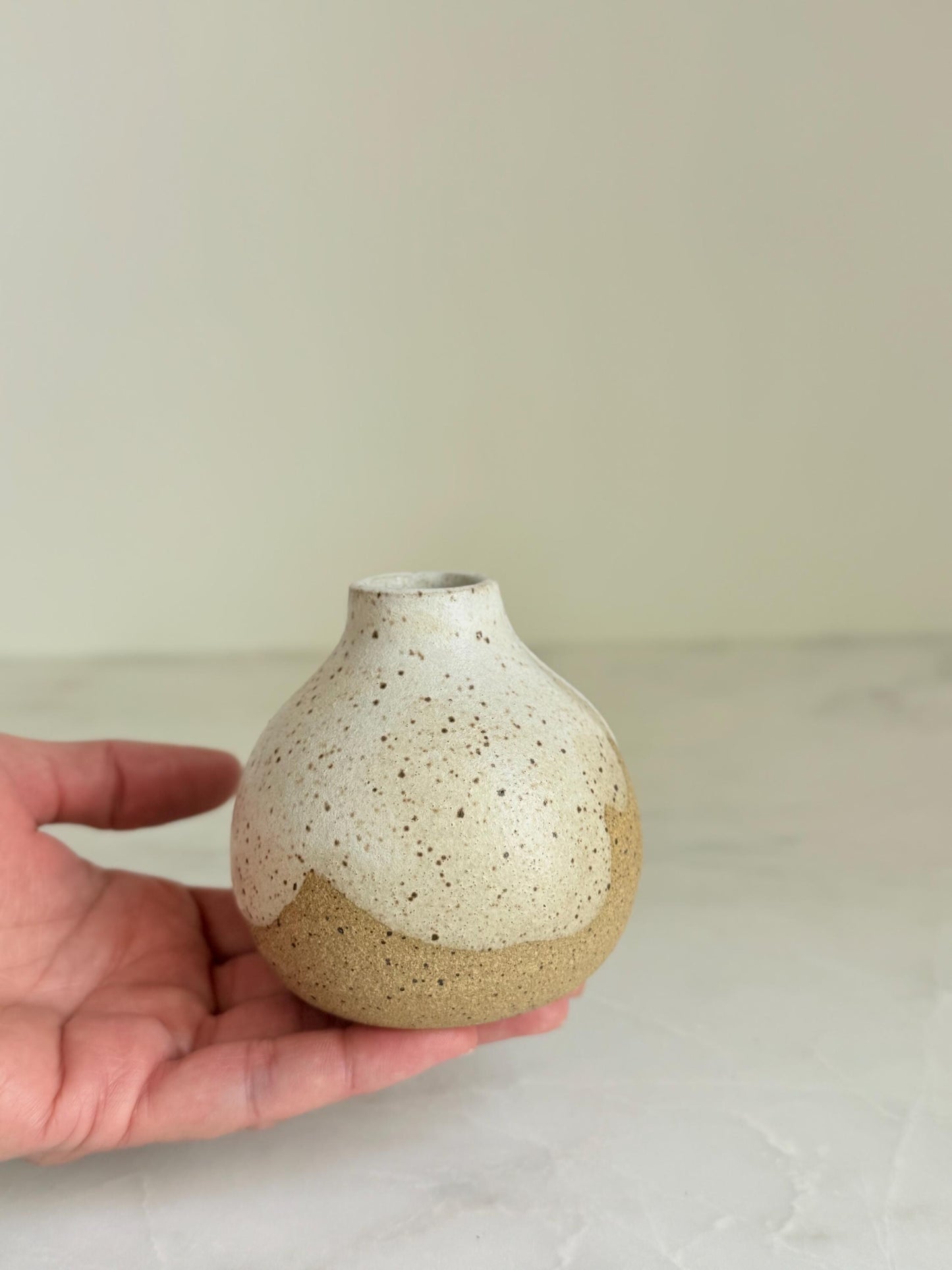 Speckled Cream Bottleneck Bud Vase - 3 inch