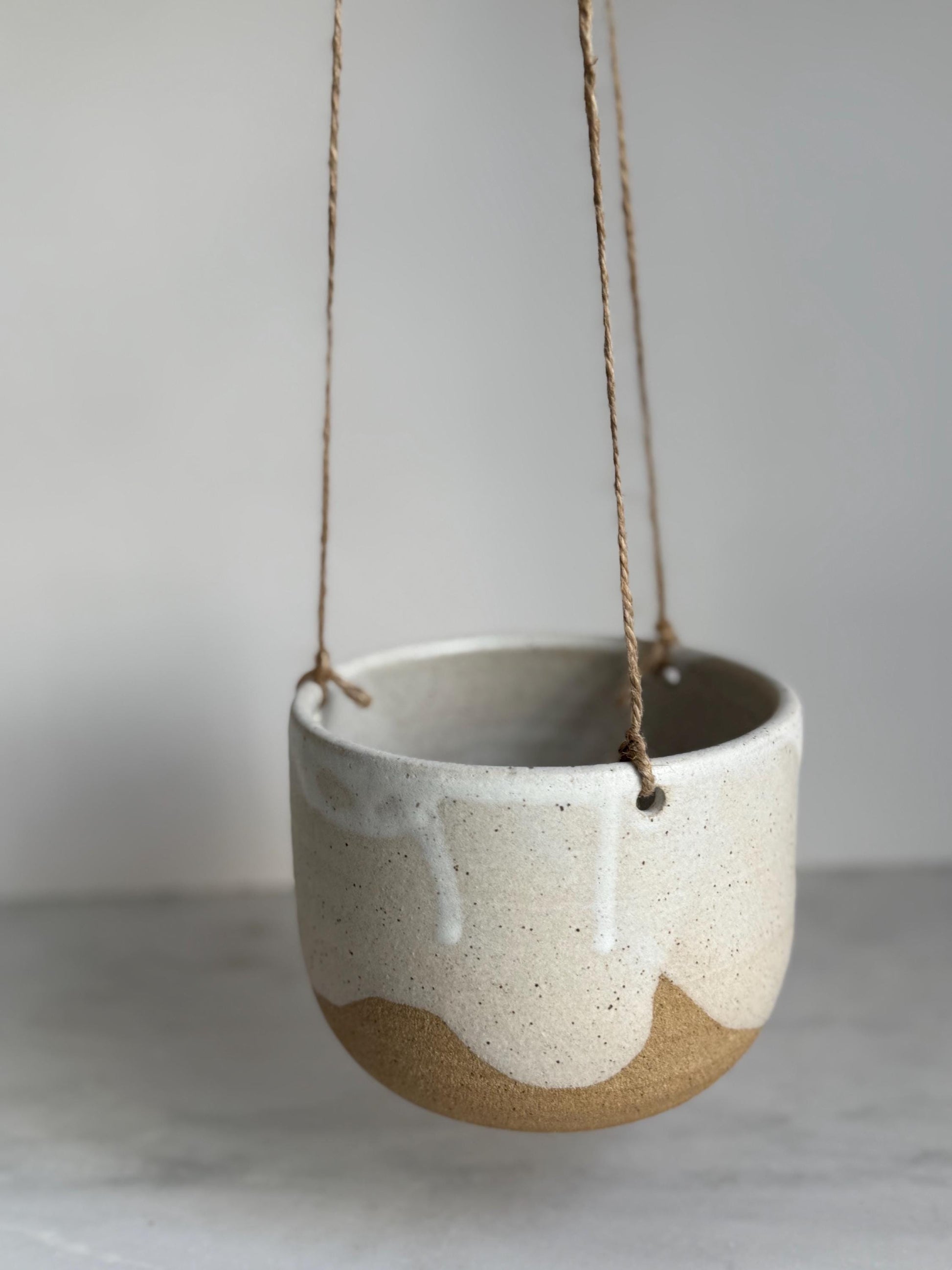 Hanging Planter - Speckled Cream
