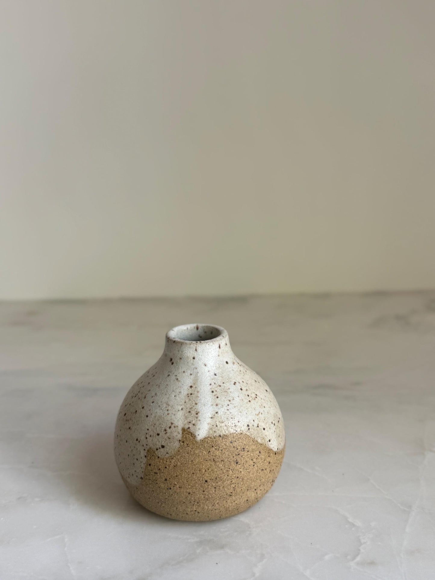Speckled Cream Bottleneck Bud Vase - 3 inch