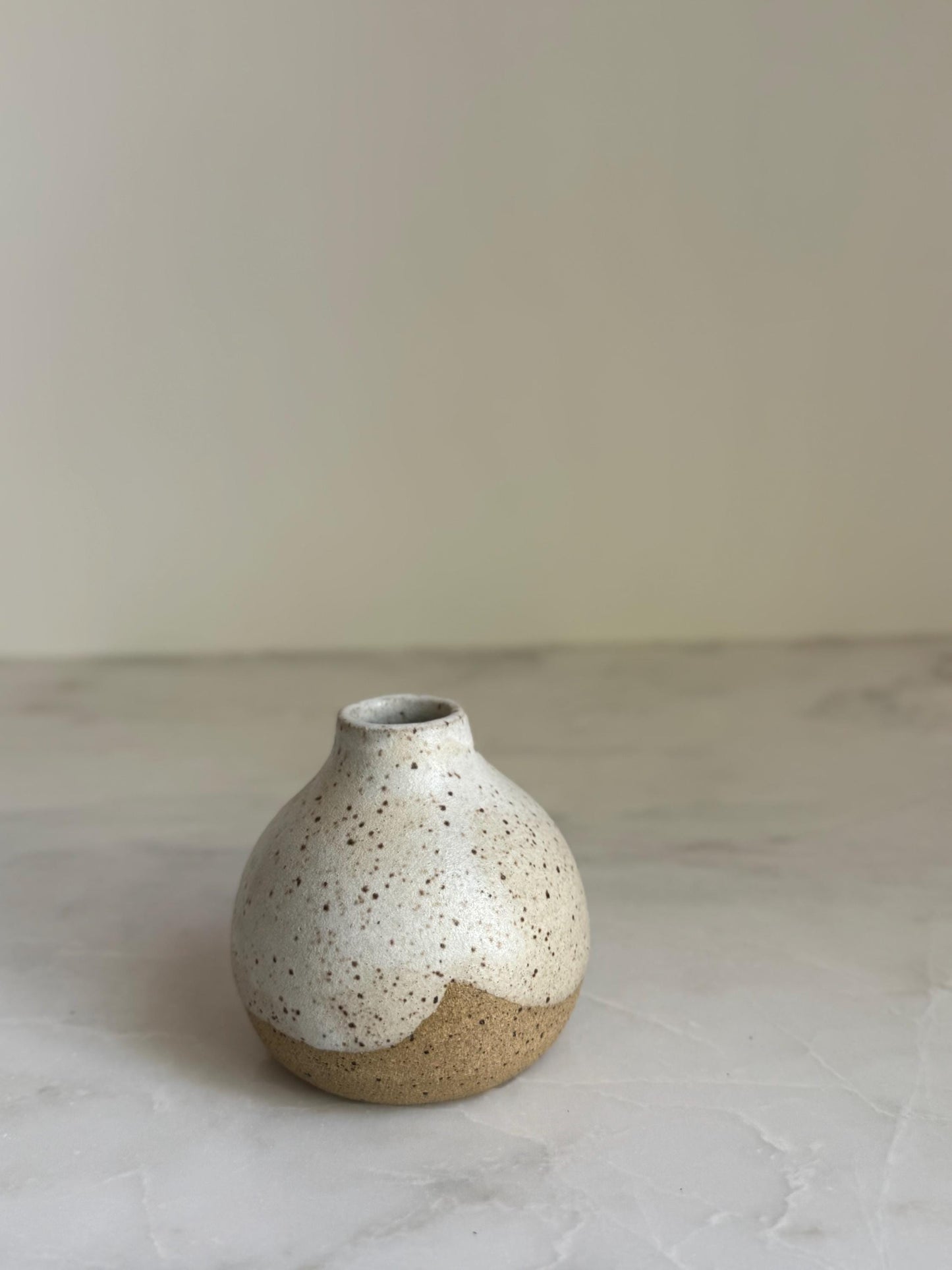 Speckled Cream Bottleneck Bud Vase - 3 inch