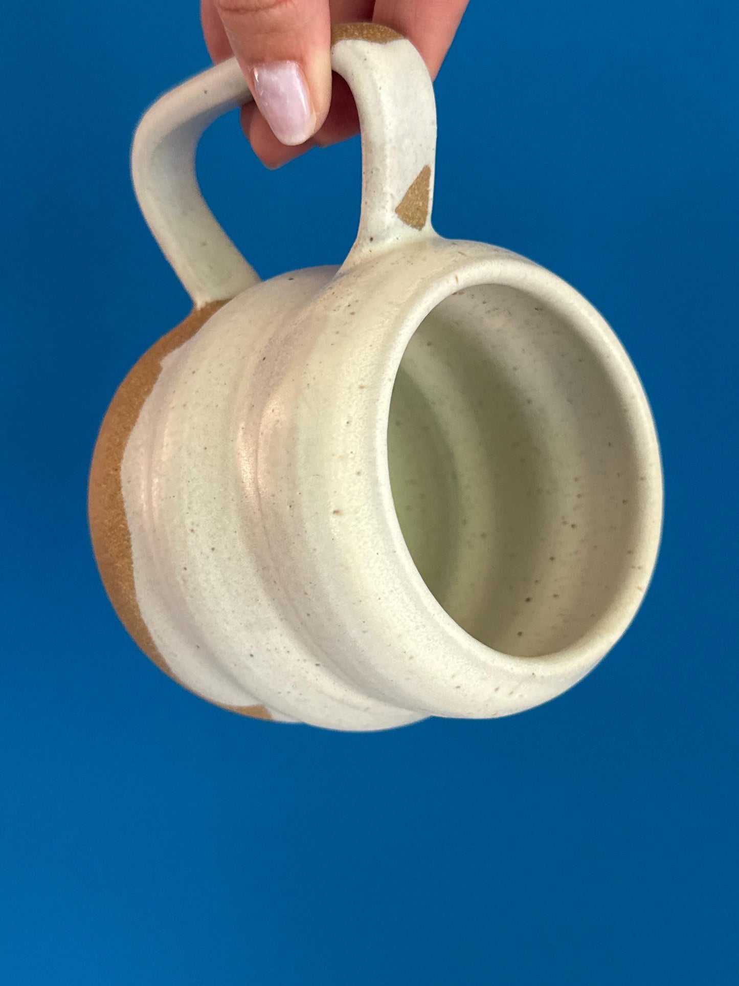 Handmade Ripple Mug - Oatmeal
