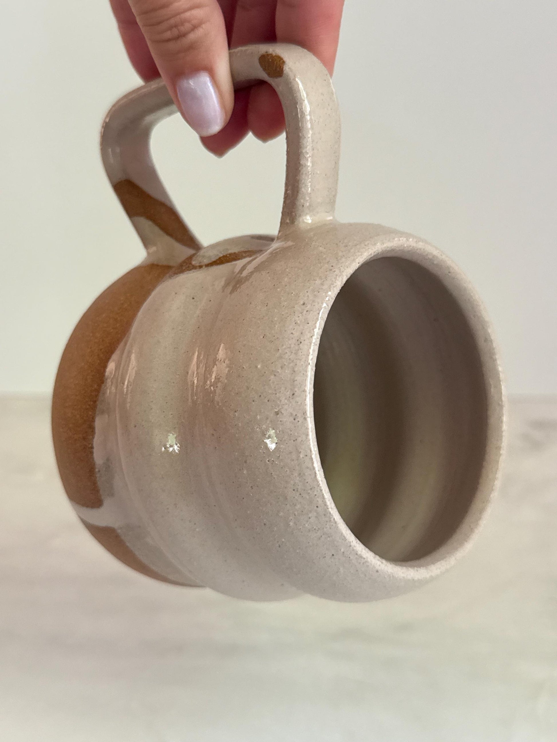 Handmade Ripple Mug - Blush