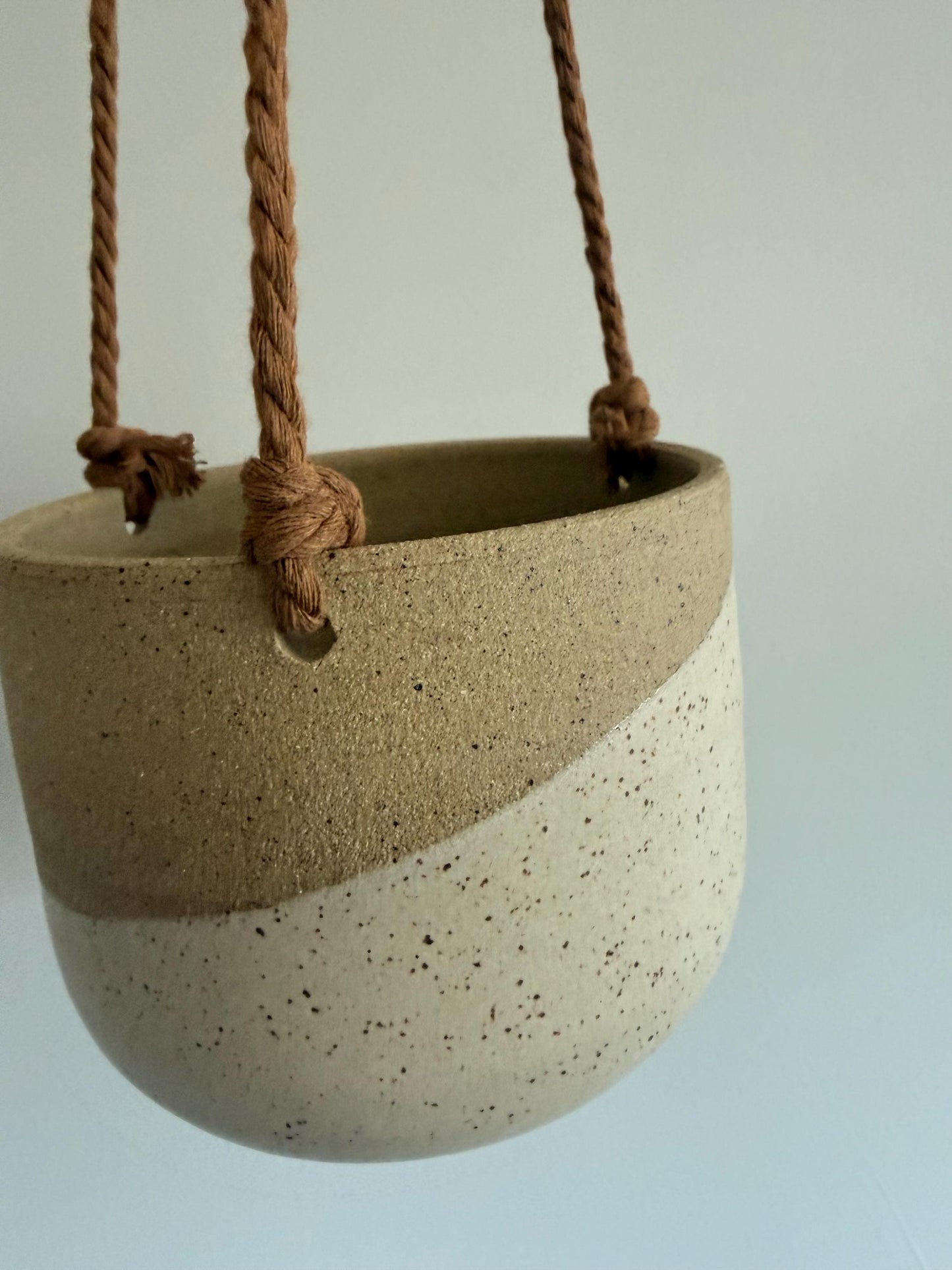 Hanging Planter - Angled Cream
