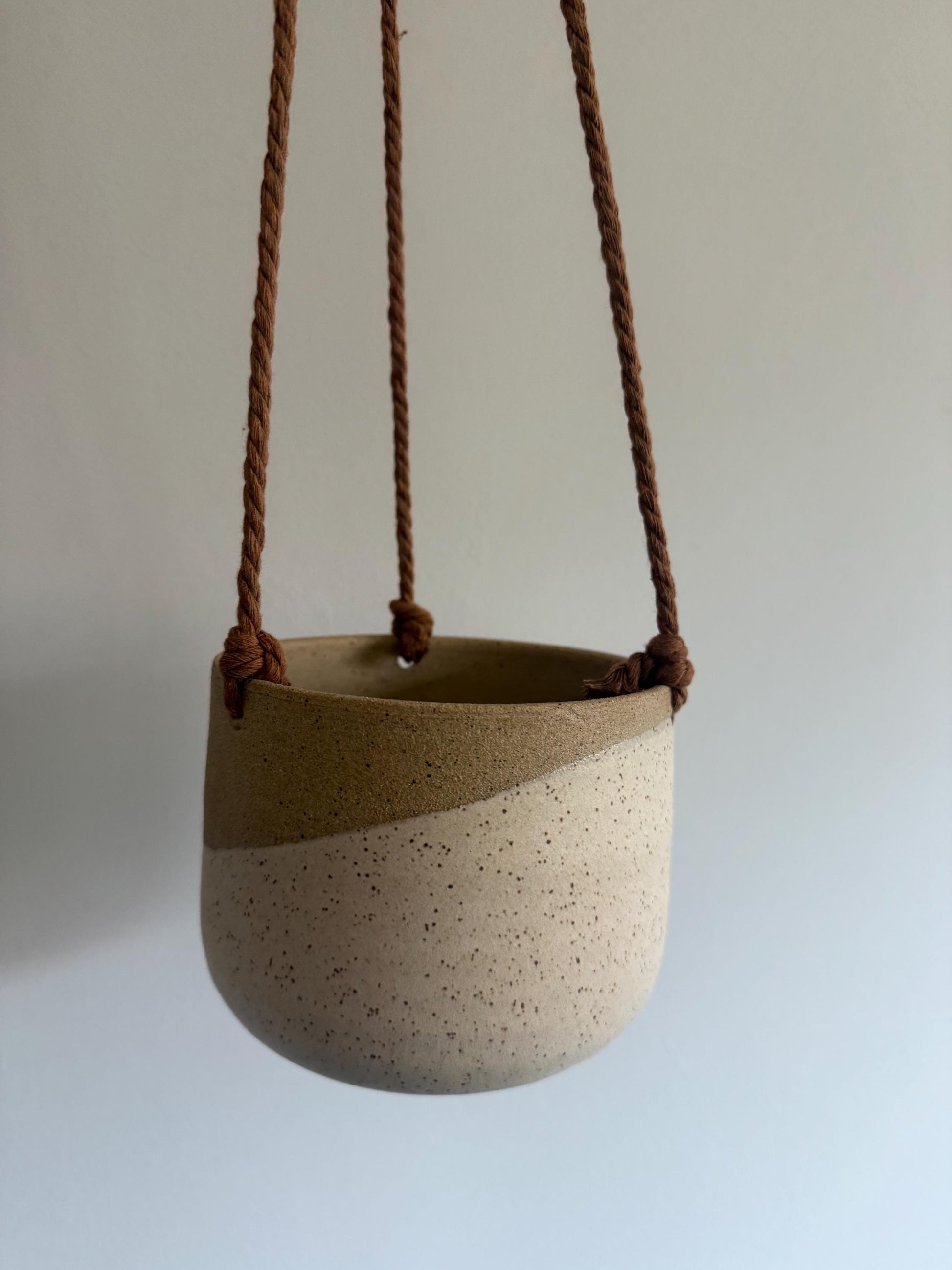 Hanging Planter - Angled Cream