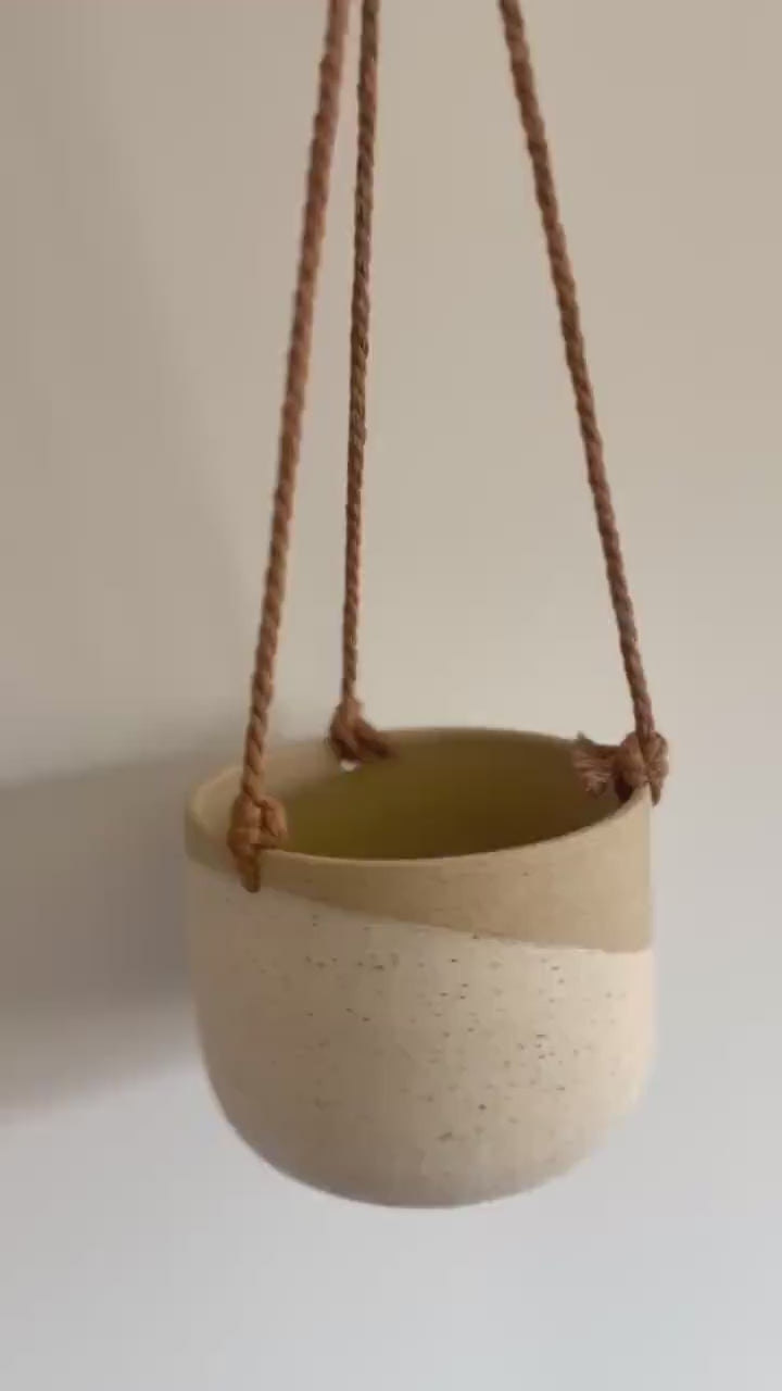 Hanging Planter - Angled Cream