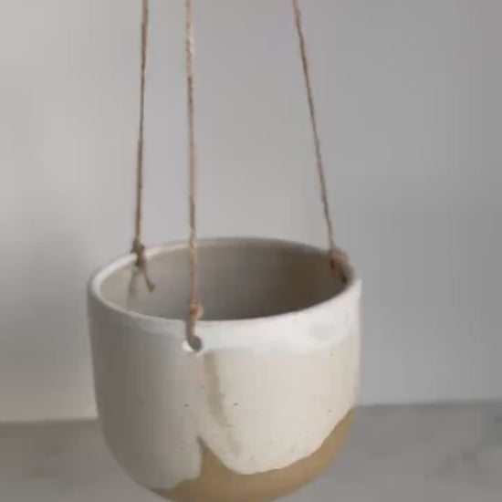 Hanging Planter - Speckled Cream