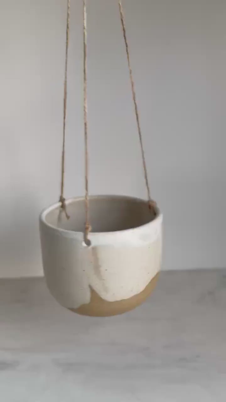 Hanging Planter - Speckled Cream