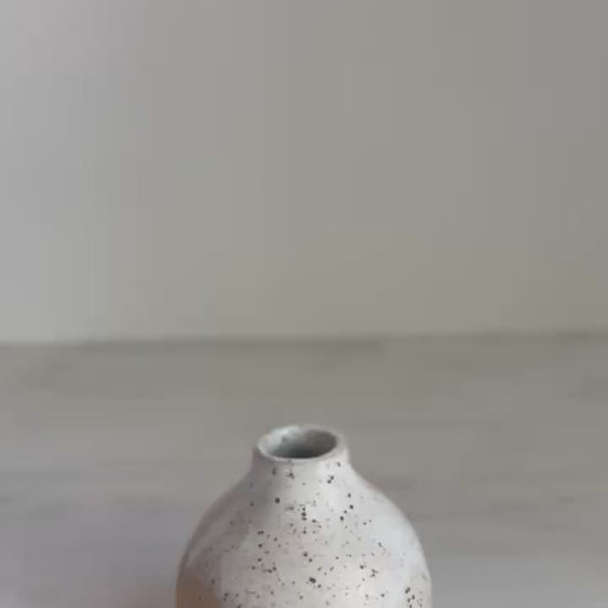 Speckled Cream Bottleneck Bud Vase - 3 inch