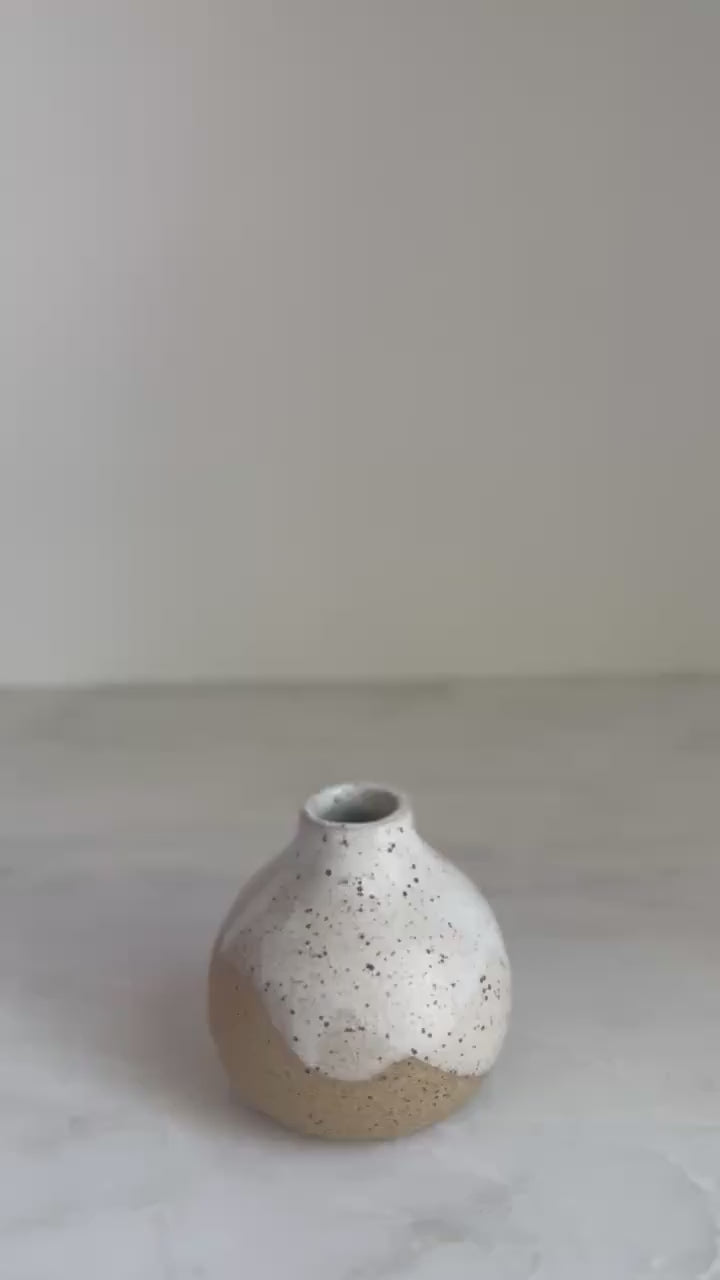 Speckled Cream Bottleneck Bud Vase - 3 inch
